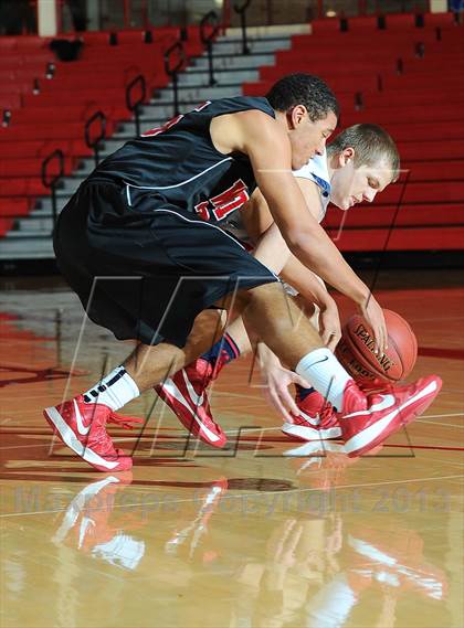 Thumbnail 2 in Manhattan vs. Blue Valley West (McPherson Invitational 1st Round) photogallery.