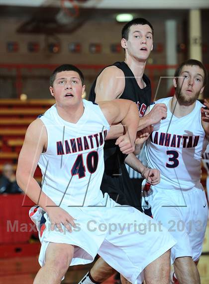 Thumbnail 2 in Manhattan vs. Blue Valley West (McPherson Invitational 1st Round) photogallery.