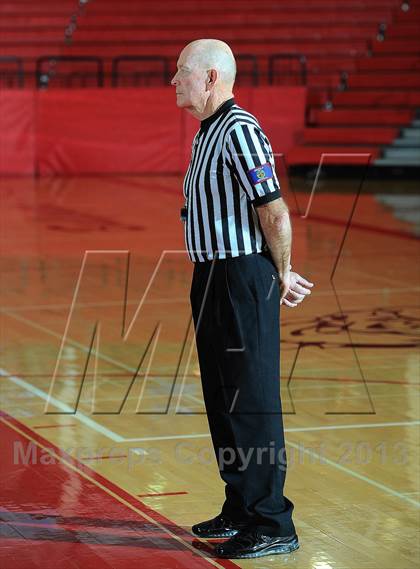 Thumbnail 1 in Manhattan vs. Blue Valley West (McPherson Invitational 1st Round) photogallery.