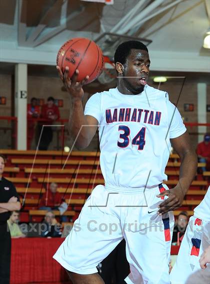 Thumbnail 1 in Manhattan vs. Blue Valley West (McPherson Invitational 1st Round) photogallery.