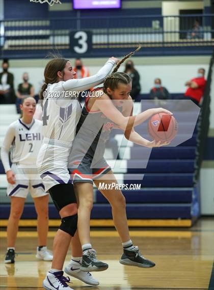 Thumbnail 3 in Skyridge vs. Lehi (Charger Winter Classic) photogallery.