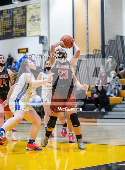 Thumbnail 2 in Livonia vs. Wellsville (NYSPHSAA Section 5 Class B2 Semifinal Playoff) photogallery.