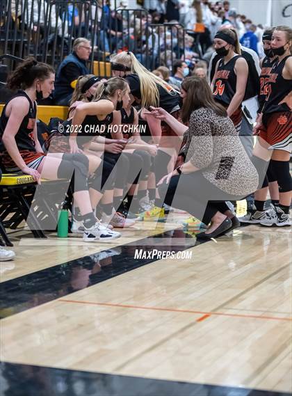 Thumbnail 3 in Livonia vs. Wellsville (NYSPHSAA Section 5 Class B2 Semifinal Playoff) photogallery.