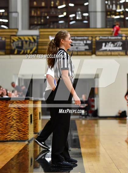 Thumbnail 2 in Lamar vs. Cedarville (AAA 3A Regional Playoff) photogallery.