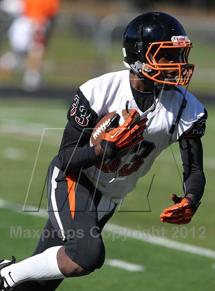 Thumbnail 1 in Cocoa @ Bergen Catholic photogallery.