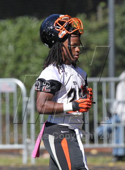 Thumbnail 1 in Cocoa @ Bergen Catholic photogallery.