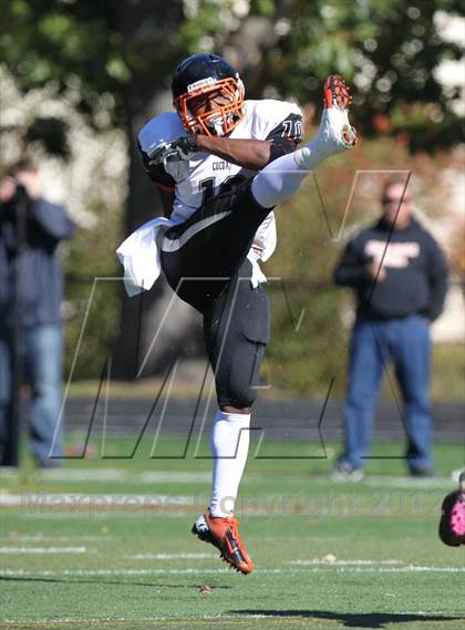 Thumbnail 2 in Cocoa @ Bergen Catholic photogallery.