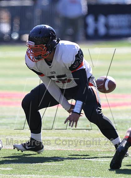Thumbnail 3 in Cocoa @ Bergen Catholic photogallery.