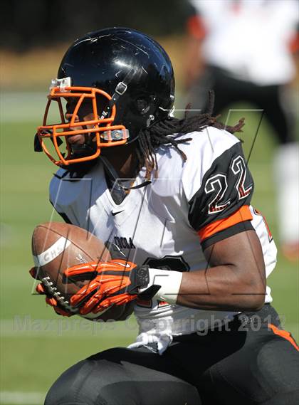 Thumbnail 3 in Cocoa @ Bergen Catholic photogallery.