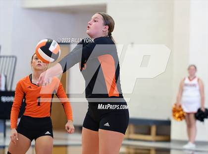 Thumbnail 2 in Grand Saline vs Chisum photogallery.