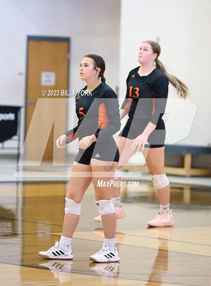 Thumbnail 3 in Grand Saline vs Chisum photogallery.