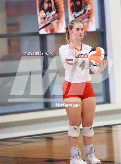 Thumbnail 1 in Grand Saline vs Chisum photogallery.