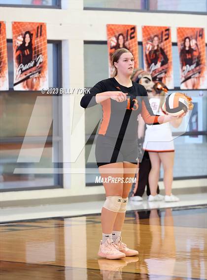 Thumbnail 2 in Grand Saline vs Chisum photogallery.