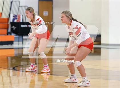 Thumbnail 3 in Grand Saline vs Chisum photogallery.