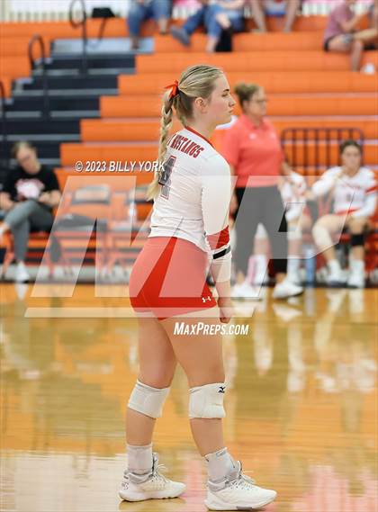Thumbnail 2 in Grand Saline vs Chisum photogallery.