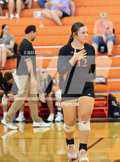 Thumbnail 2 in Grand Saline vs Chisum photogallery.