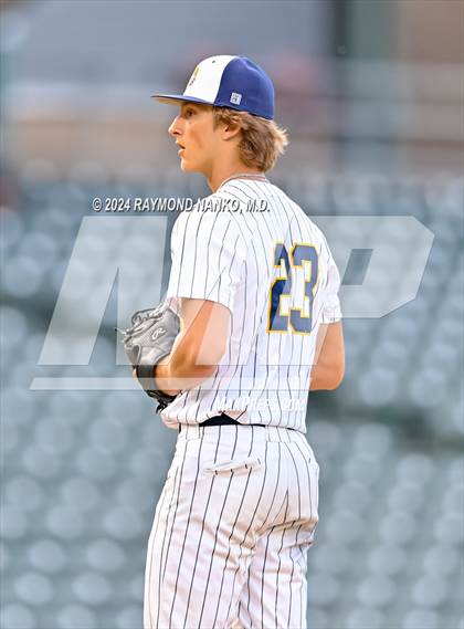 Thumbnail 3 in Mooresville vs. North Central photogallery.