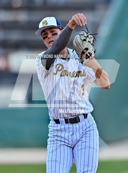 Thumbnail 3 in Mooresville vs. North Central photogallery.