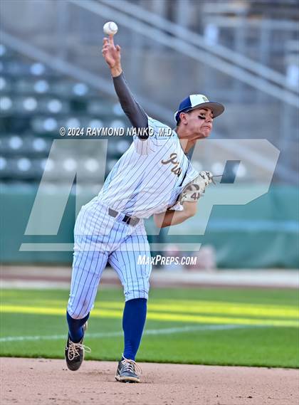 Thumbnail 3 in Mooresville vs. North Central photogallery.