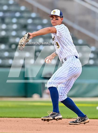 Thumbnail 2 in Mooresville vs. North Central photogallery.