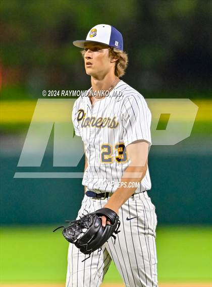 Thumbnail 1 in Mooresville vs. North Central photogallery.