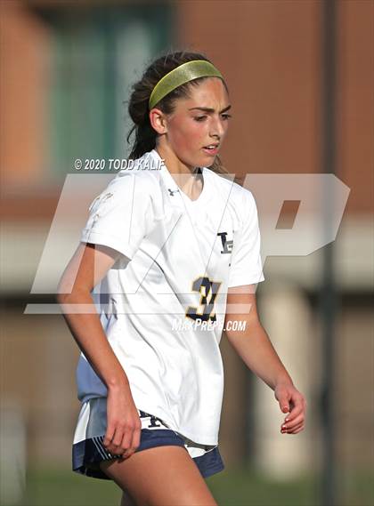 Thumbnail 3 in Haddam-Killingworth vs Old Lyme (SLC Tournament Final) photogallery.