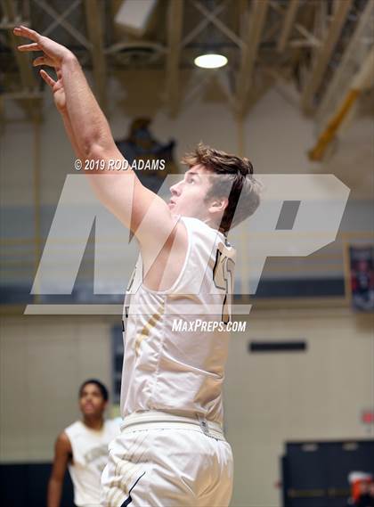 Thumbnail 2 in Creighton Prep @ Lincoln Southeast photogallery.