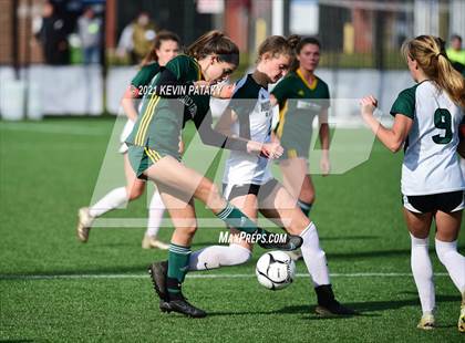 Thumbnail 2 in Northwest Catholic vs. Holy Cross (CIAC Class S Final) photogallery.