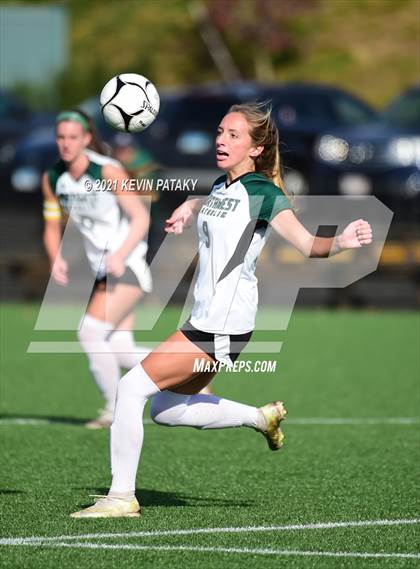 Thumbnail 2 in Northwest Catholic vs. Holy Cross (CIAC Class S Final) photogallery.