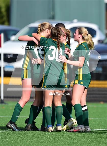 Thumbnail 2 in Northwest Catholic vs. Holy Cross (CIAC Class S Final) photogallery.