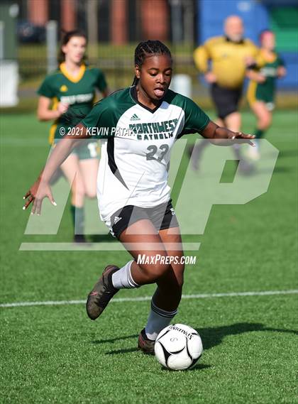 Thumbnail 1 in Northwest Catholic vs. Holy Cross (CIAC Class S Final) photogallery.
