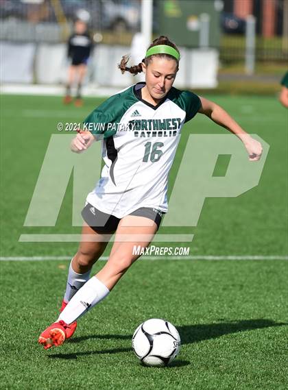 Thumbnail 1 in Northwest Catholic vs. Holy Cross (CIAC Class S Final) photogallery.