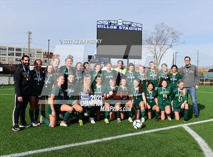 Thumbnail 2 in Northwest Catholic vs. Holy Cross (CIAC Class S Final) photogallery.