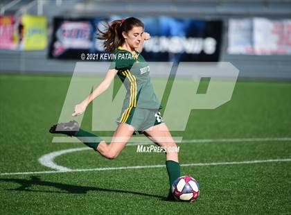 Thumbnail 1 in Northwest Catholic vs. Holy Cross (CIAC Class S Final) photogallery.