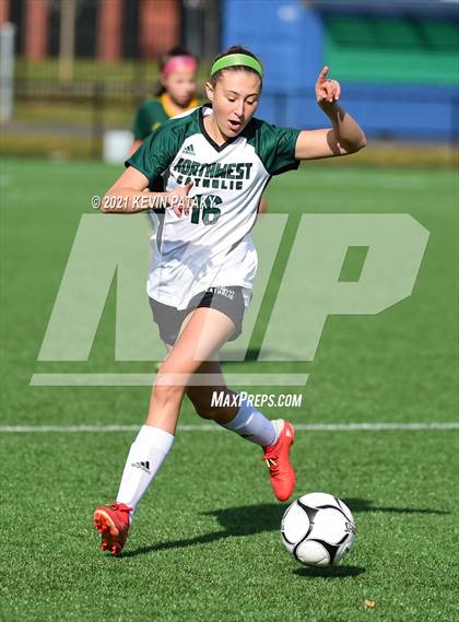 Thumbnail 2 in Northwest Catholic vs. Holy Cross (CIAC Class S Final) photogallery.