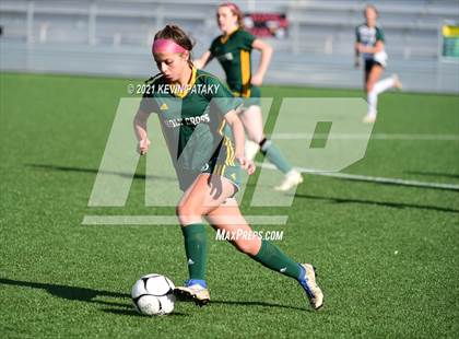 Thumbnail 2 in Northwest Catholic vs. Holy Cross (CIAC Class S Final) photogallery.