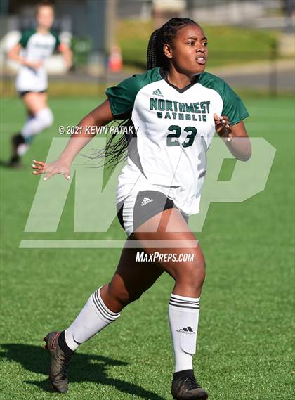 Thumbnail 3 in Northwest Catholic vs. Holy Cross (CIAC Class S Final) photogallery.