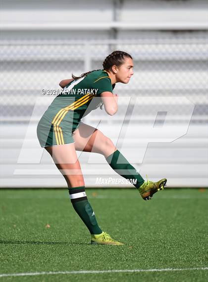 Thumbnail 3 in Northwest Catholic vs. Holy Cross (CIAC Class S Final) photogallery.