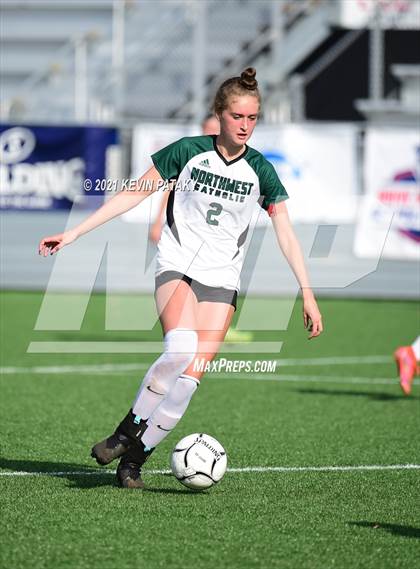 Thumbnail 3 in Northwest Catholic vs. Holy Cross (CIAC Class S Final) photogallery.