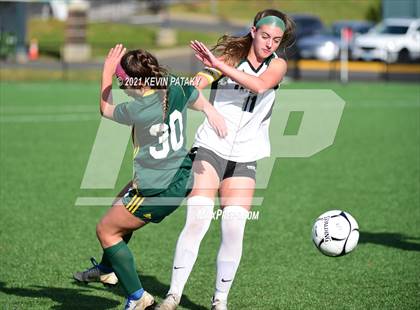 Thumbnail 2 in Northwest Catholic vs. Holy Cross (CIAC Class S Final) photogallery.