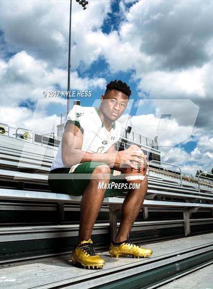 Thumbnail 2 in Grayson (Preseason Early Contenders Photo Shoot)  photogallery.