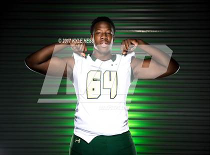Thumbnail 3 in Grayson (Preseason Early Contenders Photo Shoot)  photogallery.