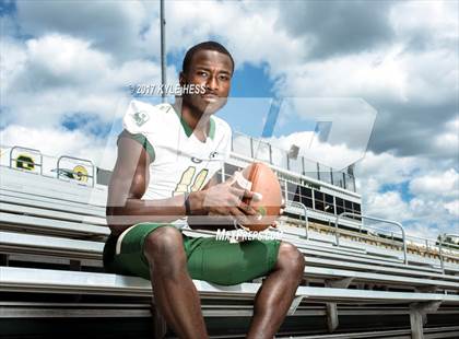 Thumbnail 1 in Grayson (Preseason Early Contenders Photo Shoot)  photogallery.