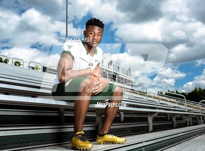 Thumbnail 1 in Grayson (Preseason Early Contenders Photo Shoot)  photogallery.