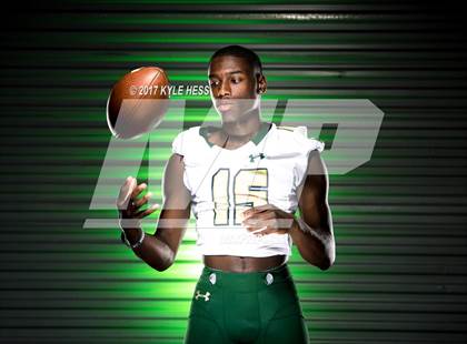 Thumbnail 1 in Grayson (Preseason Early Contenders Photo Shoot)  photogallery.