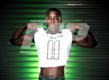 Thumbnail 1 in Grayson (Preseason Early Contenders Photo Shoot)  photogallery.
