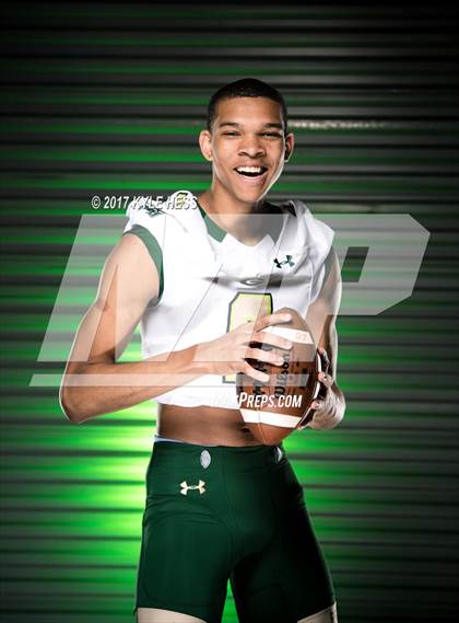 Thumbnail 2 in Grayson (Preseason Early Contenders Photo Shoot)  photogallery.