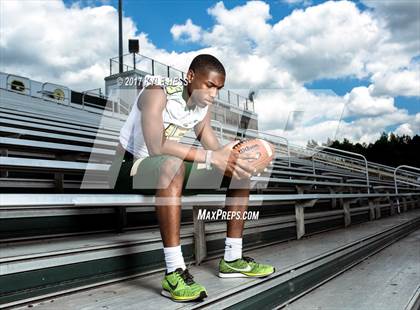 Thumbnail 2 in Grayson (Preseason Early Contenders Photo Shoot)  photogallery.