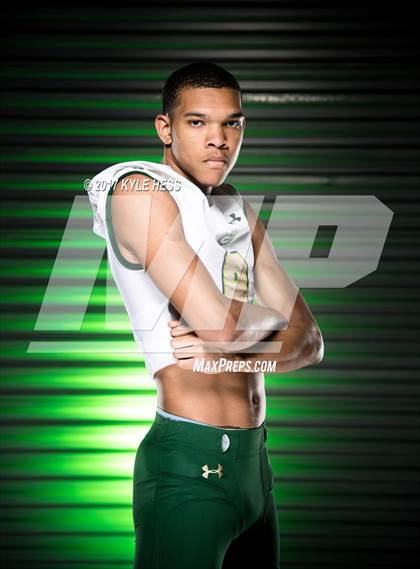 Thumbnail 2 in Grayson (Preseason Early Contenders Photo Shoot)  photogallery.