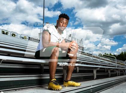 Thumbnail 3 in Grayson (Preseason Early Contenders Photo Shoot)  photogallery.
